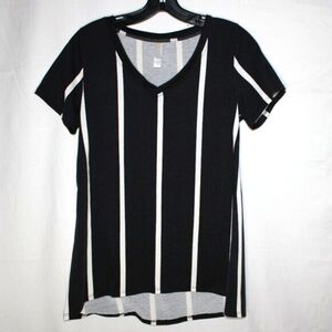 ✨ LuLaRoe XS Striped V-Neck Tunic Tee ✨